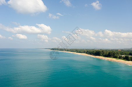 热带沙海滨海岸的空中观察图片
