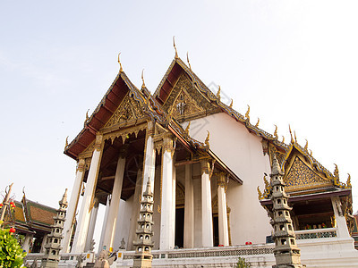 位于泰国Bangkok的Wat Sutat寺庙图片