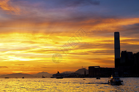 香港海岸的日落 船 天空 经济 云景 场景 金融图片