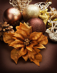 圣诞装饰品 文艺风格 黄色的 花 礼物 问候语背景图片