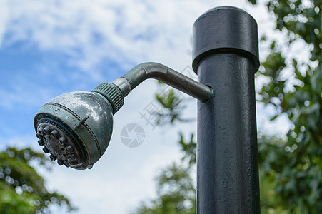 阵雨器 假期 热的 反射 新鲜 夏天 湿的 自然 天空图片