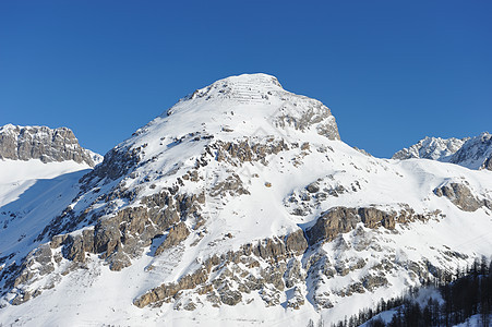 冬季山地降雪 户外 欧洲 法国 阿尔卑斯山 场景图片