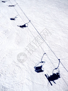 滑雪电梯 山脉 假期 运动 太阳 寒冷的 索尔登 下坡图片