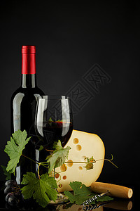 黑色红酒和奶酪 切割 瑞士人 喝 健康 酒厂 熟食图片
