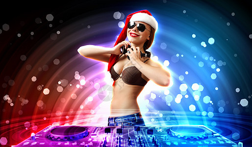 圣诞节时女性穿戴的DJ 派对 帽子 胸罩 快乐的 十二月图片