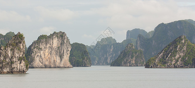 越南哈隆湾的Limestone岩石 海 东南图片