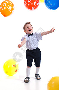 小男孩 有多彩的空气气球 快乐 兴趣 学步的儿童 儿子图片