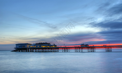 英国海岸日出时的克里默码头 云 防波堤 安格利亚 蓝色的图片