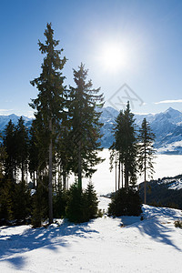 冬季与Kaprun度假村滑雪斜坡 蓝色的 宁静图片