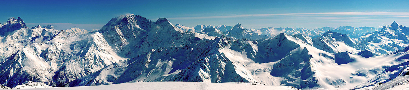 冬季风景 滑雪者 高的 运动 旅游 冰 高山 蓝色的 山图片