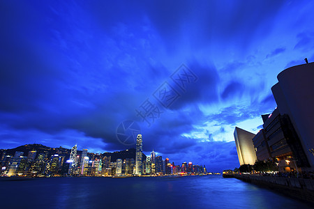 香港夜景晚上在香港九龙港背景