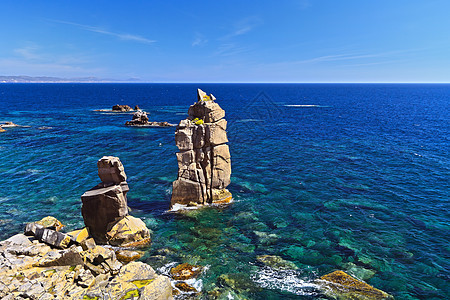 意大利撒丁岛 海洋 夏天 海岸 水 反射 旅游 欧洲图片