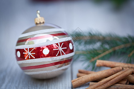 节日喜庆闪亮的圣诞圣诞节装饰品 丝带 假期 传统图片
