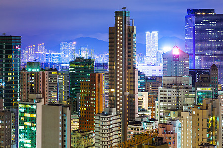 香港夜间楼群拥挤的建筑物 建筑学 天空 美丽的 城市图片