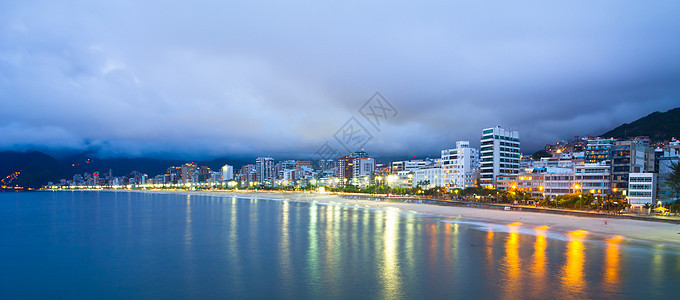 伊帕内马海滩 巴西里约热内卢 城市 晚上 蓝色的图片