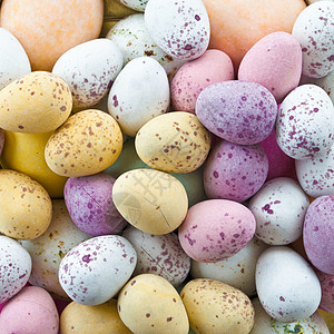 复活节彩色鸡蛋 巧克力 柔和的 复活节假期 庆典 传统的 奶糖背景图片