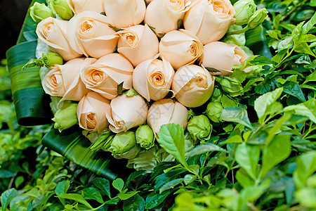 为盛大婚礼准备的美丽花束 美丽的花束图片