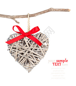 红心形状装饰 由木制成 白色背景 假期 爱图片