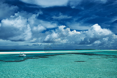 马尔代夫拥有沙滩的美丽海滩 休闲的 宁静 活动图片
