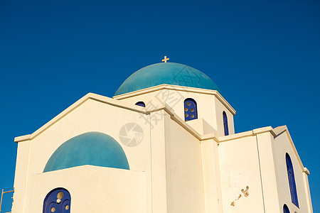 美丽的蓝色和白色正正统教堂 圆顶 城市 自然 建筑图片