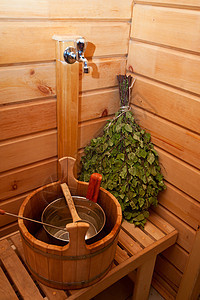 蒸汽浴室 洗澡 说谎 座位 热的 健康 灯 木头 温泉图片