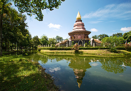 泰国泰特拉特菲隆寺佛教寺庙图片