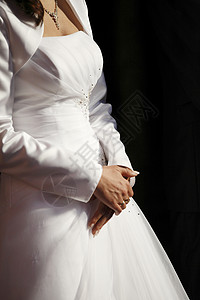 夺目订婚钻戒婚礼仪式 岩石 项链 双手紧握 婚纱 已婚 石头背景