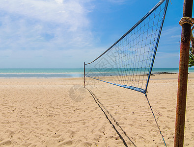 阳光明媚的一天 海滩排球网图片