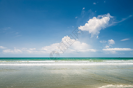 泰国的海和蓝天空 自然 异国情调 旅游 美丽的 亚洲 海景图片