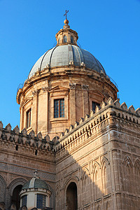 意大利西西里岛 巴勒巴勒莫市 日落时大教堂 蓝色的 哥特图片