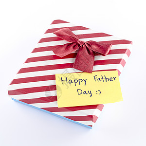 带纸牌写字的礼物盒 快乐的 传统的 卡片 衣服 假期 爸爸图片