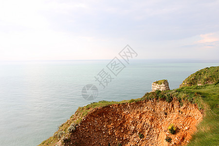 塔塔 悬崖 海岸线 地标 爬坡道 全景 美丽的 假期 草图片