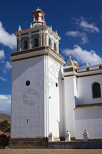 玻利维亚科帕卡巴纳的巴西尔西卡贝尔塔 宗教的图片
