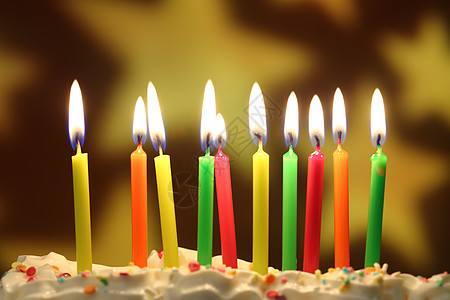 生日蜡烛 甜的 传统 生活 假期 火焰 快乐的 喜庆的 蛋糕图片