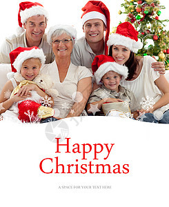 儿童与家人一起坐在家中 穿着圣诞节靴子的复合形象; 女孩 幸福图片