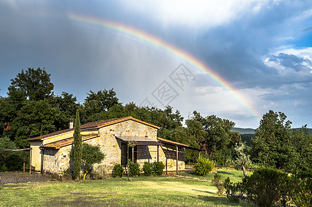 意大利托斯卡纳彩虹小屋图片