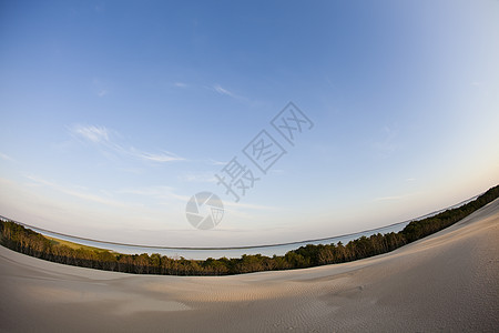 海景 明亮多彩的概念背景 海滩 天空 冲浪 季节图片