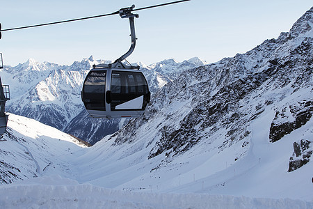 山地滑雪电梯 电缆 顶峰 阿尔卑斯山 高的 滑雪缆车 冬天图片