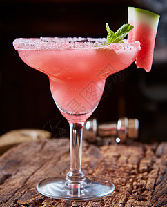西瓜冰鸡尾酒 俱乐部 果汁 派对 冷却器 甜的 龙舌兰酒 夜店图片