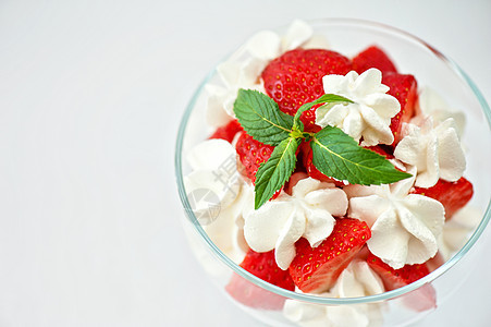 草莓加奶油 甜的 茶点 碗 小吃 吃 烹饪 冰淇淋图片