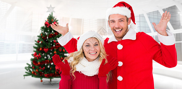 喜剧情侣的复合形象 圣诞帽 女朋友 快乐的 美丽的 喜庆图片