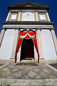 意大利伦巴第贝斯纳特教堂阶梯墙红色 本能 黄铜图片