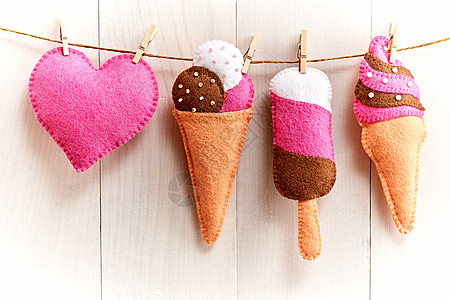 爱 情人节 心肝 一对冰淇淋 木头 假期 天图片