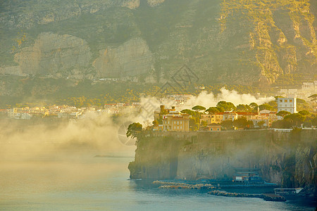 索雷托是昂贵的 也是最美丽的欧洲度假胜地 岩石图片