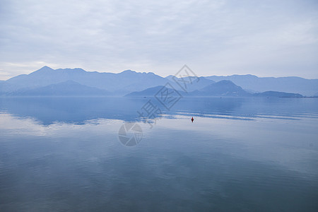 斯卡达尔湖 国家的 木头 历史性 老的 山 木制的 假期图片