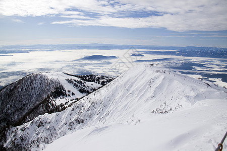 山岳和滑坡 自然 美丽的 电缆 假期 阿尔卑斯山 滑雪板 运动图片