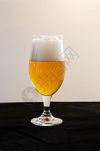 冷却啤酒 寒冷的 醉 金的 酒精 玻璃 茶点 啤酒厂图片