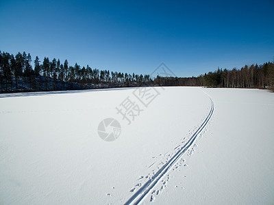 跨国家滑雪轨道图片