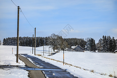 德国巴伐利亚公路冬季风景图片