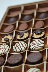 盒装巧克力糖果 浪漫 食物 营养 宏观 盒子背景图片